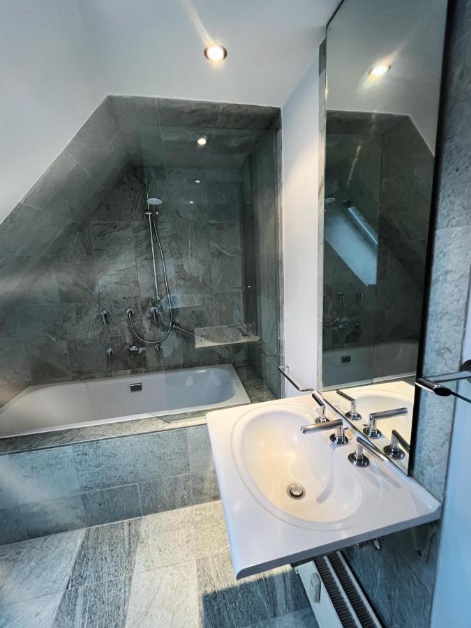 Loft-Panoramablick-Hafen & Elbe! Apartment Hamburg Exterior photo